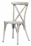 VINTAGE kovová stolička s trendovým dizajnom